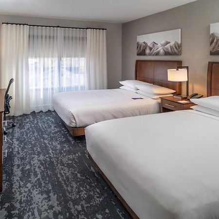 Delta Hotels By Marriott Huntington Mall Barboursville Eksteriør bilde