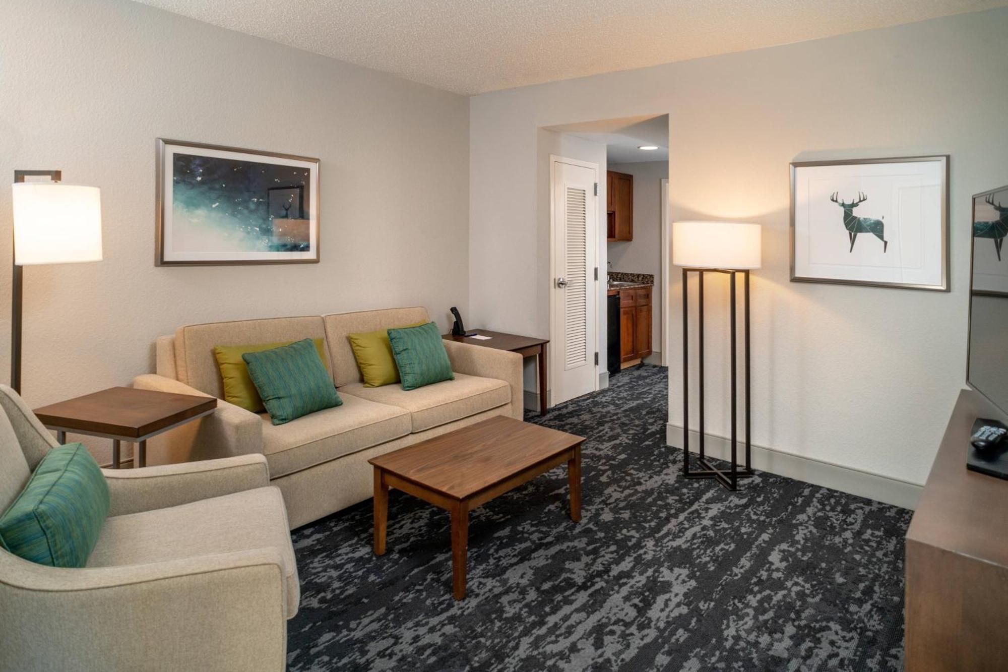 Delta Hotels By Marriott Huntington Mall Barboursville Eksteriør bilde