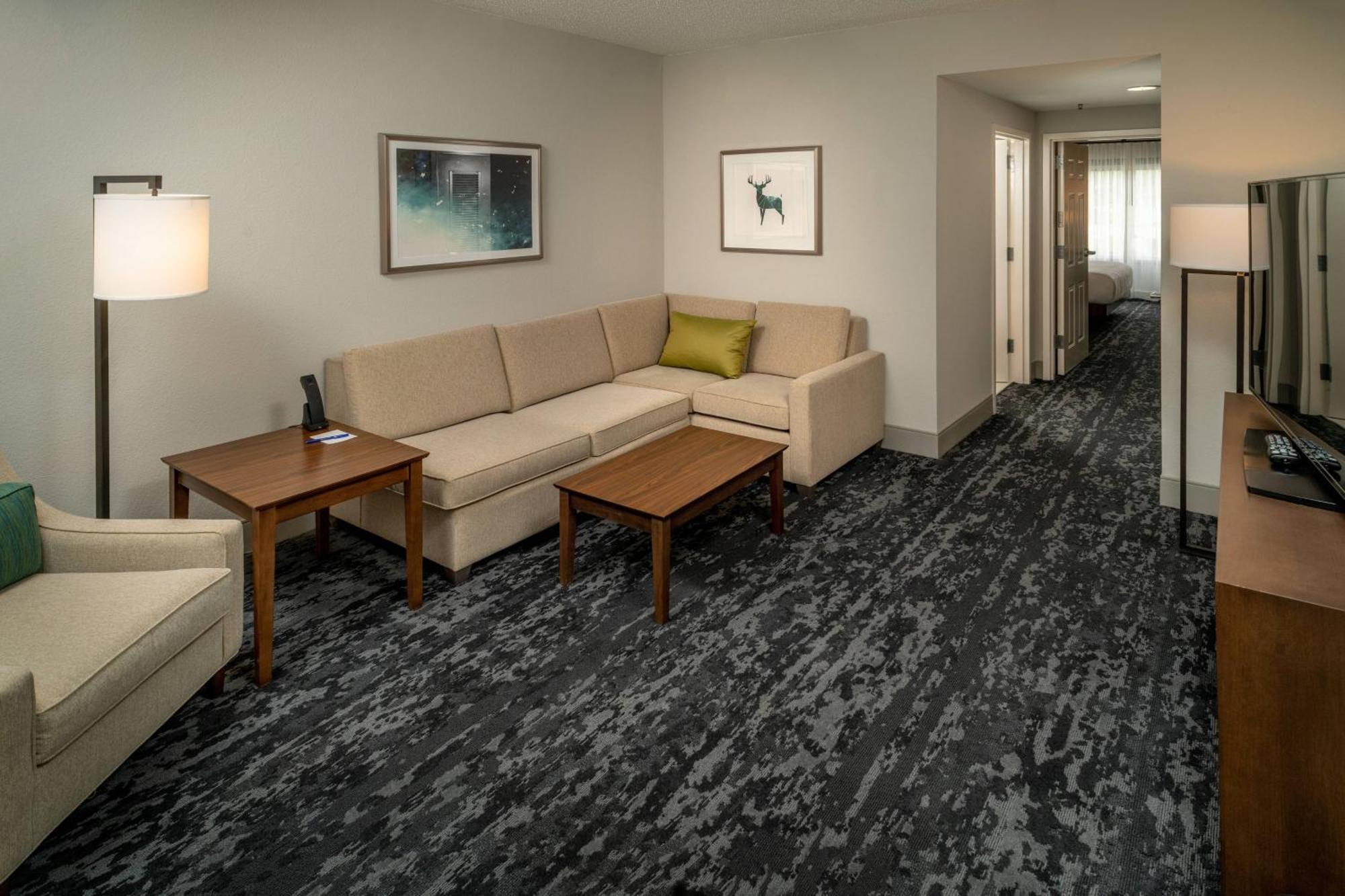 Delta Hotels By Marriott Huntington Mall Barboursville Eksteriør bilde
