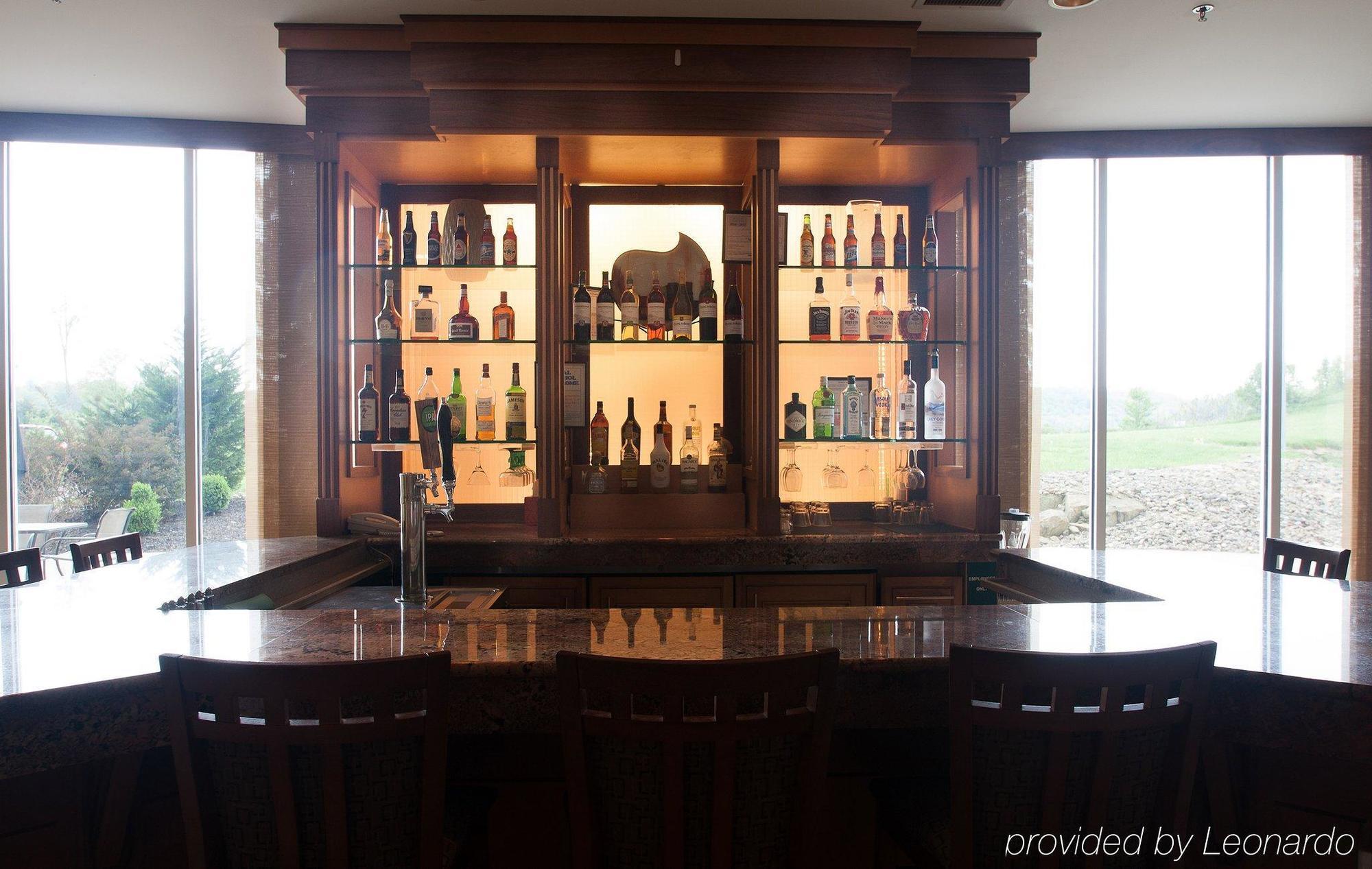 Delta Hotels By Marriott Huntington Mall Barboursville Eksteriør bilde